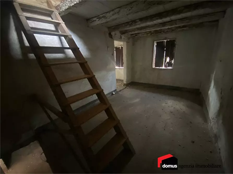 Immagine 7 di Rustico / casale in vendita  a Montecchio Precalcino