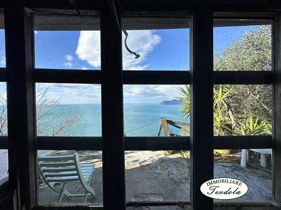 Immagine 6 di Rustico / casale in vendita  a Lerici