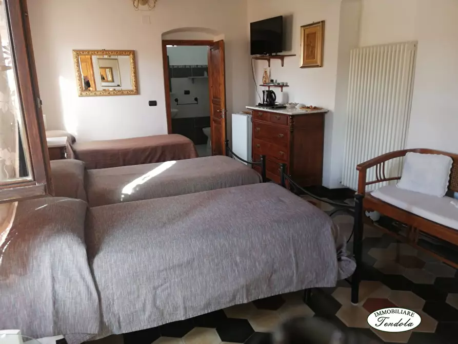 Immagine 8 di Rustico / casale in vendita  a Sarzana