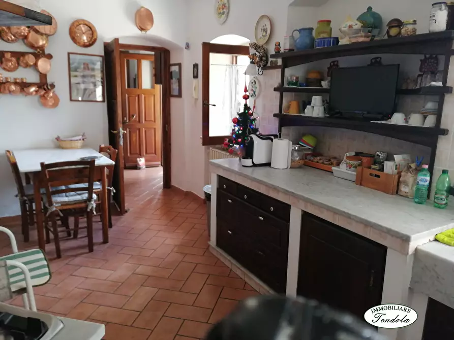 Immagine 6 di Rustico / casale in vendita  a Sarzana