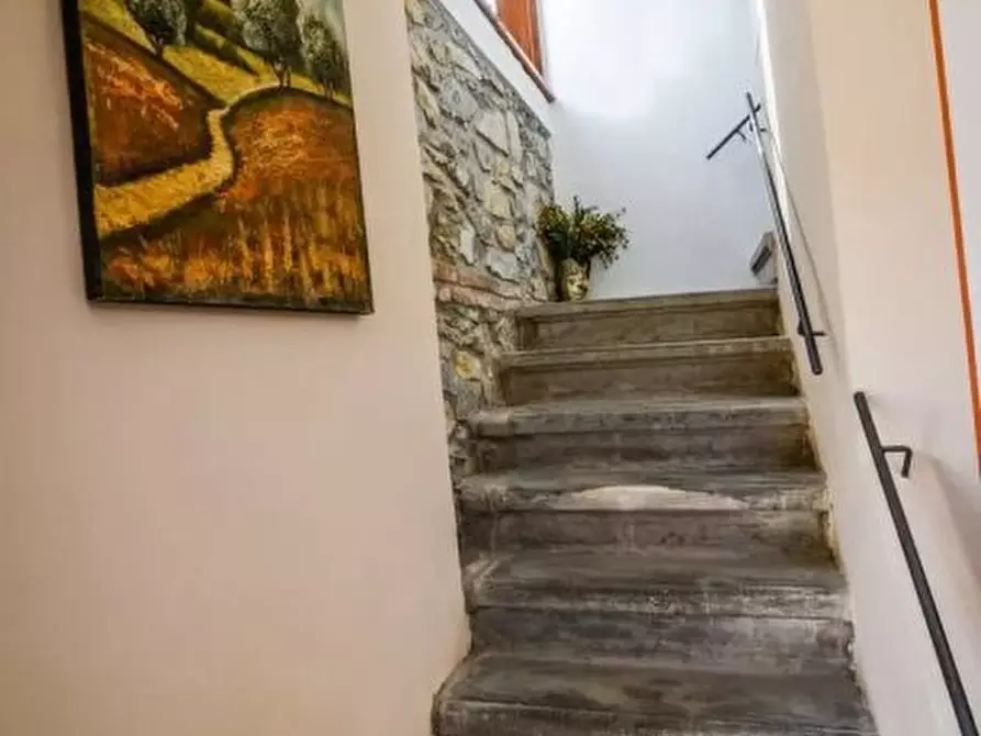 Immagine 7 di Rustico / casale in vendita  a Licciana Nardi