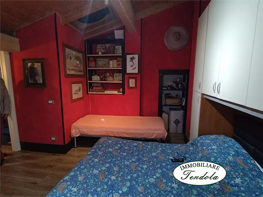 Immagine 9 di Rustico / casale in vendita  a Fosdinovo