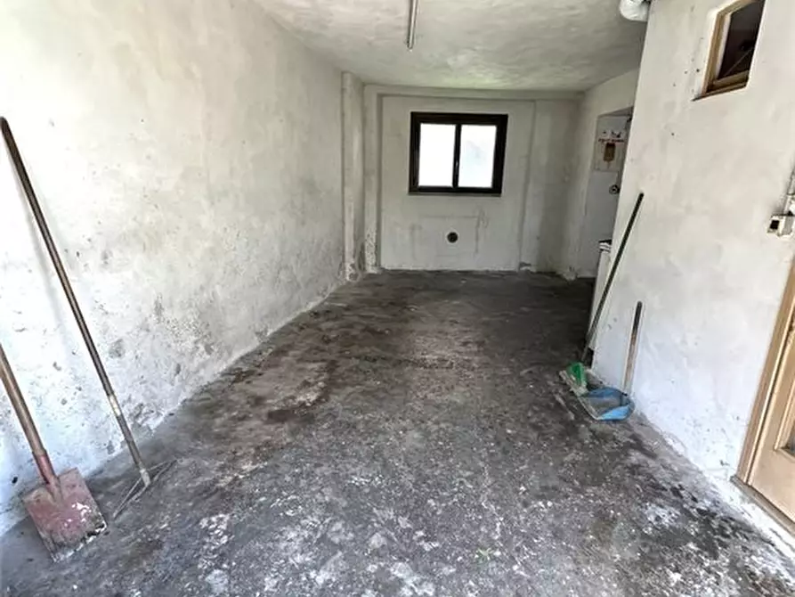 Immagine 5 di Rustico / casale in vendita  1 a Merone