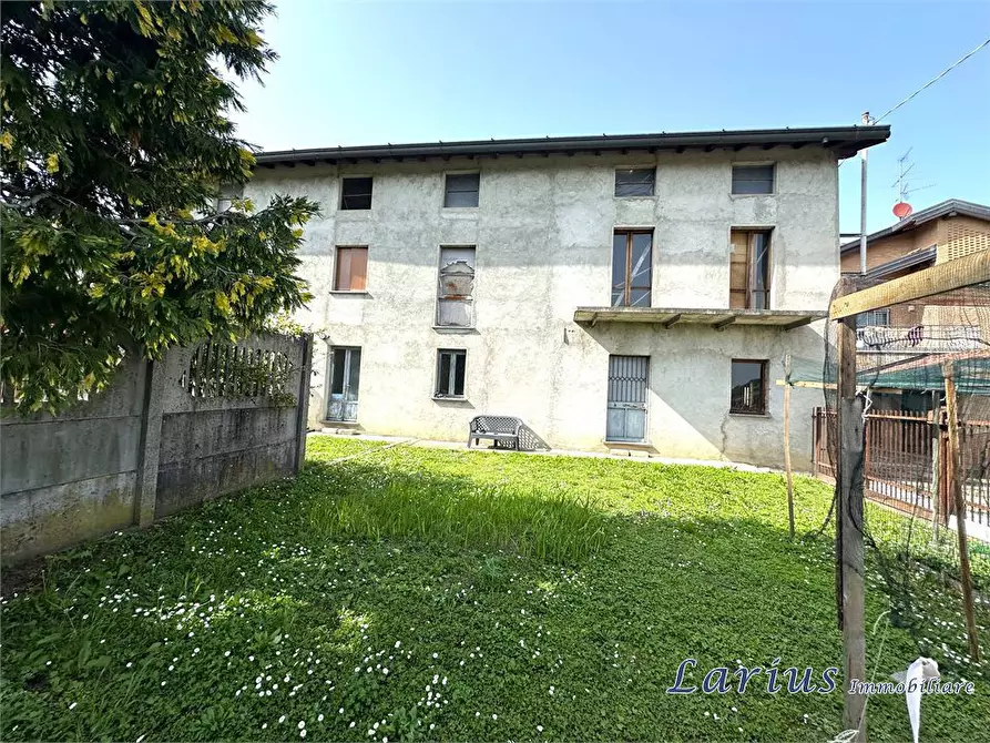 Immagine 4 di Rustico / casale in vendita  1 a Merone