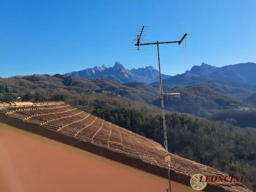 Immagine 2 di Rustico / casale in vendita  12 a Fivizzano