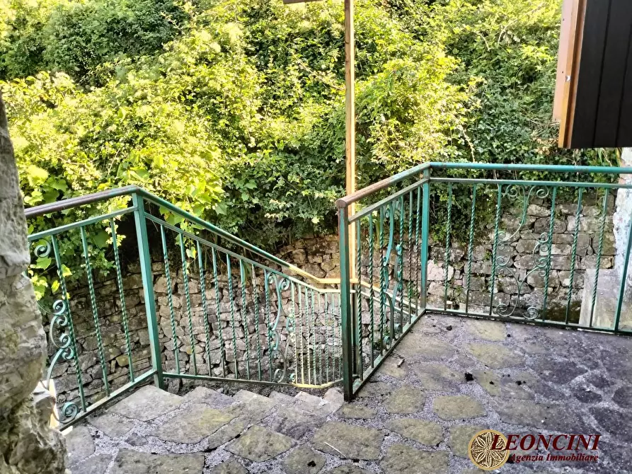 Immagine 3 di Rustico / casale in vendita  2 a Villafranca In Lunigiana