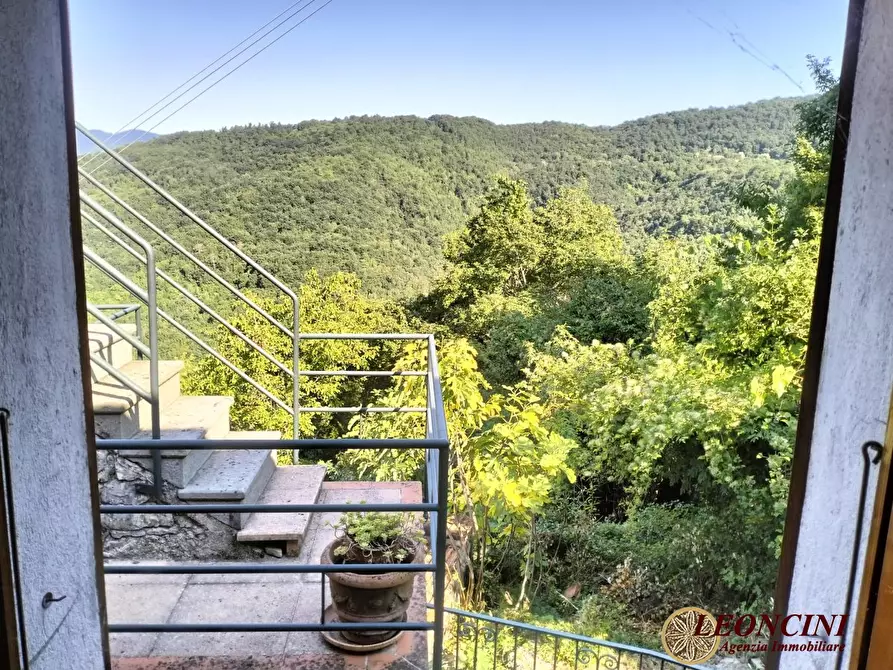 Immagine 2 di Rustico / casale in vendita  2 a Villafranca In Lunigiana