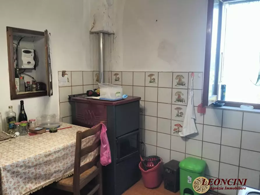 Immagine 5 di Rustico / casale in vendita  2 a Villafranca In Lunigiana