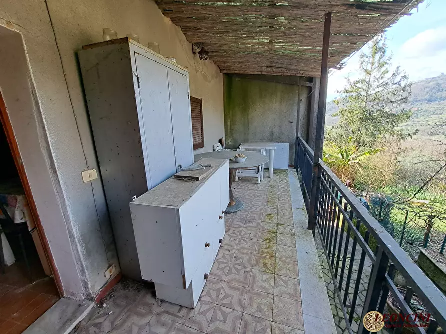 Immagine 9 di Rustico / casale in vendita  28 a Podenzana