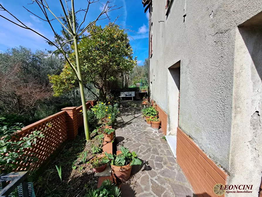 Immagine 4 di Rustico / casale in vendita  28 a Podenzana