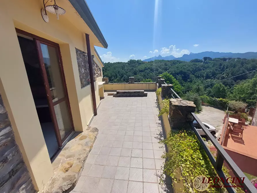 Immagine 2 di Rustico / casale in vendita  33 a Aulla