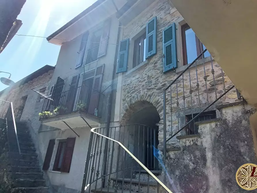 Immagine 1 di Rustico / casale in vendita  23 a Bagnone