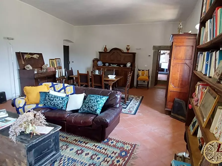 Immagine 8 di Rustico / casale in vendita  2 a Bagnone