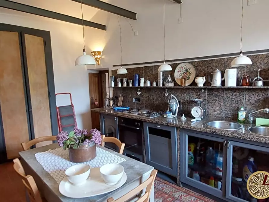 Immagine 4 di Rustico / casale in vendita  2 a Bagnone