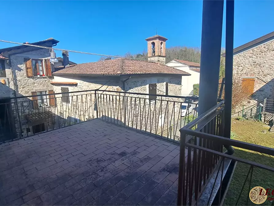 Immagine 3 di Rustico / casale in vendita  11 a Villafranca In Lunigiana