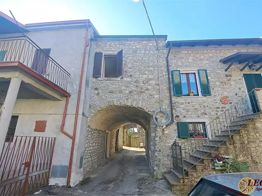 Immagine 10 di Rustico / casale in vendita  15 a Villafranca In Lunigiana