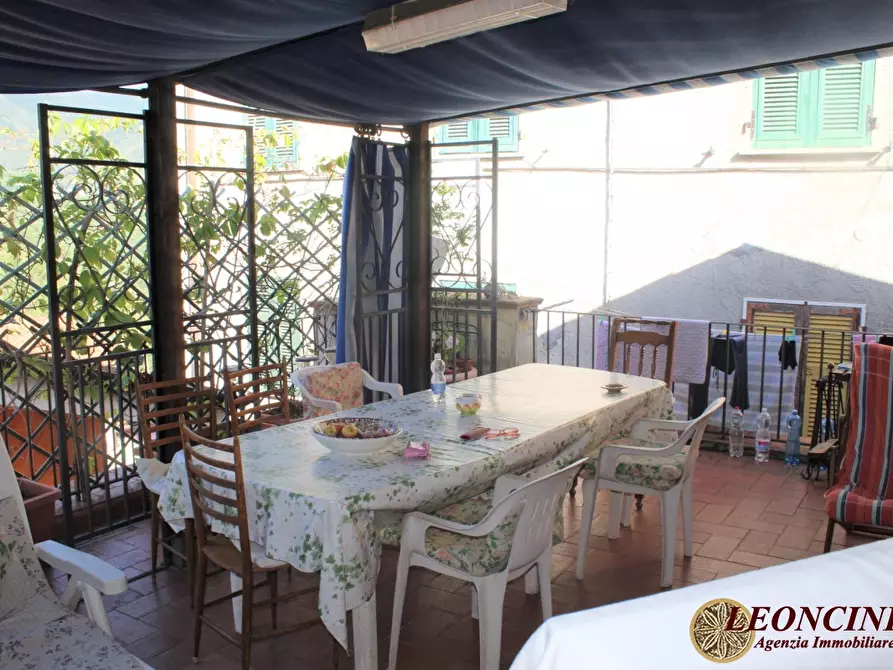 Immagine 7 di Rustico / casale in vendita  17 a Tresana