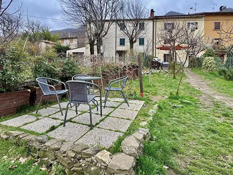 Immagine 6 di Casa semindipendente in vendita  a Castel Di Casio