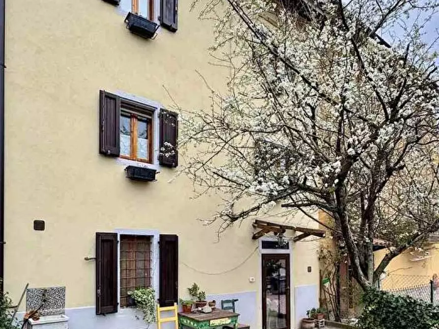 Immagine 7 di Casa semindipendente in vendita  a Castel Di Casio