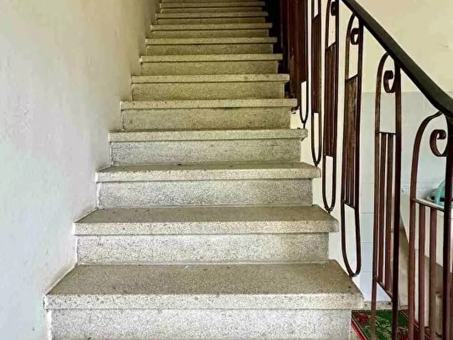 Immagine 9 di Casa semindipendente in vendita  a Castel Di Casio