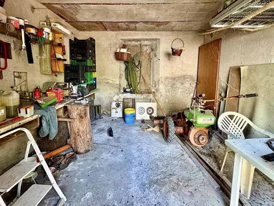 Immagine 6 di Casa semindipendente in vendita  a Castel Di Casio