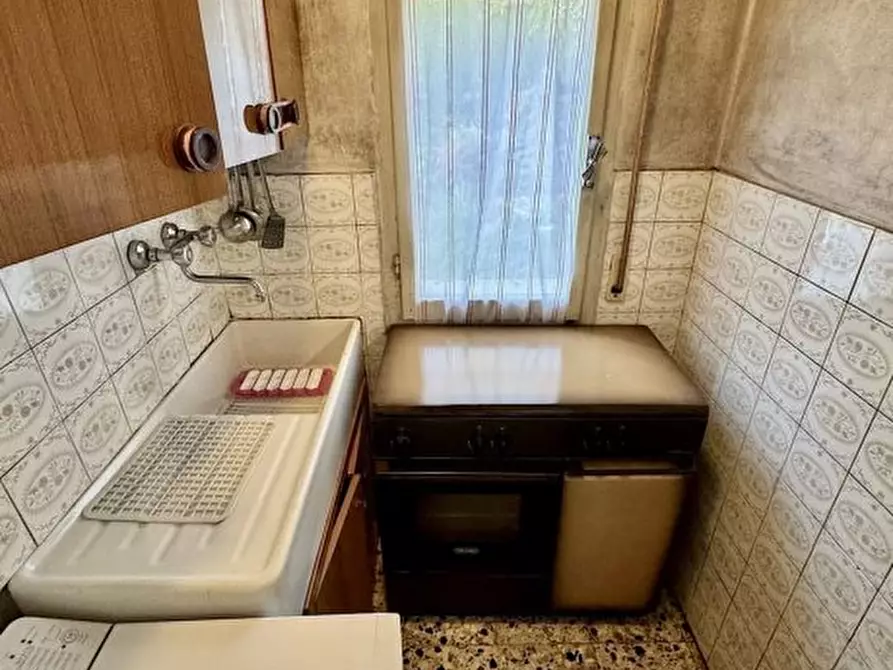 Immagine 9 di Casa semindipendente in vendita  a Castel Di Casio