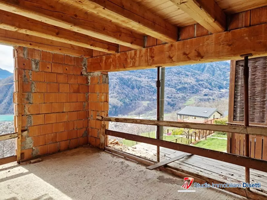 Immagine 3 di Casa semindipendente in vendita  a Edolo