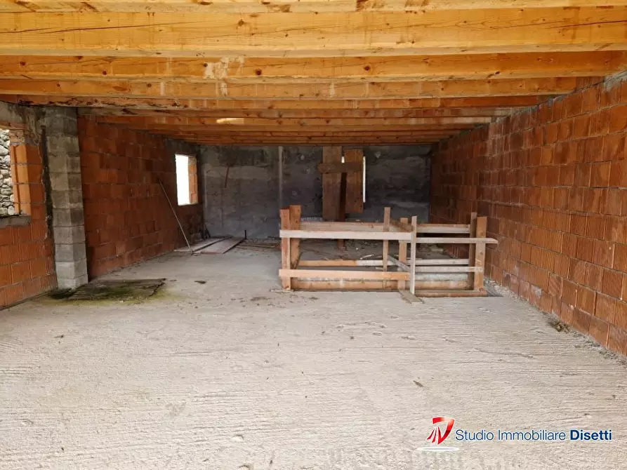 Immagine 7 di Casa semindipendente in vendita  a Edolo