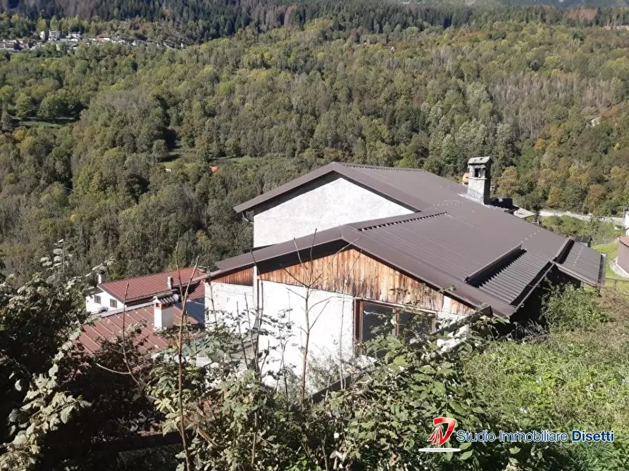 Immagine 1 di Casa semindipendente in vendita  39 a Saviore Dell'adamello