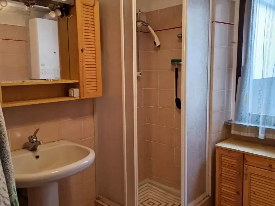 Immagine 9 di Casa semindipendente in vendita  a Saviore Dell'adamello