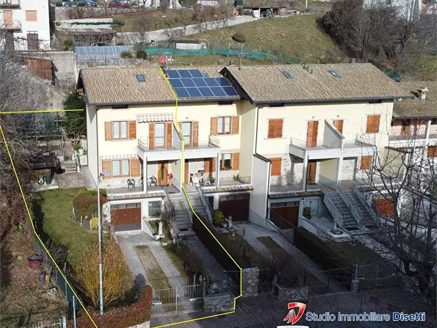 Immagine 1 di Casa semindipendente in vendita  27/A a Ossimo