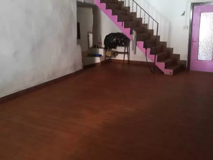 Immagine 10 di Casa semindipendente in vendita  10 a Losine