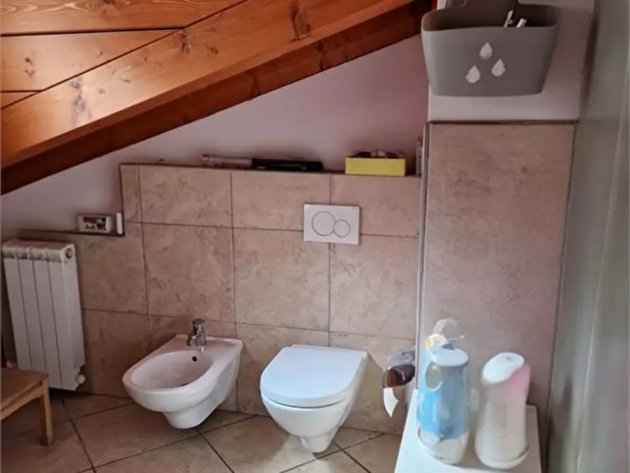 Immagine 8 di Casa semindipendente in vendita  37 a Edolo