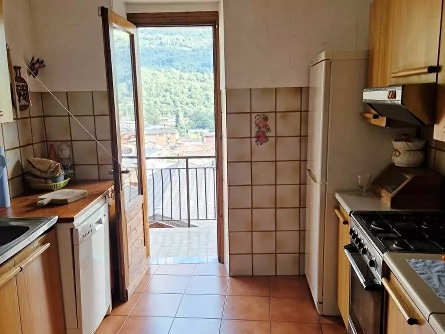Immagine 3 di Casa semindipendente in vendita  11 a Malonno
