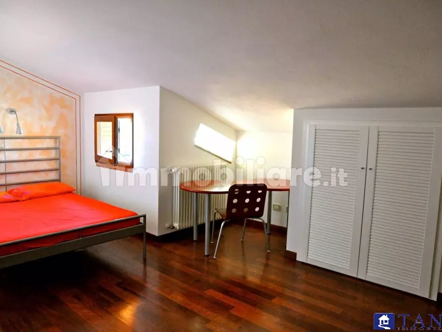 Immagine 8 di Casa semindipendente in vendita  2 a Castelnuovo Magra