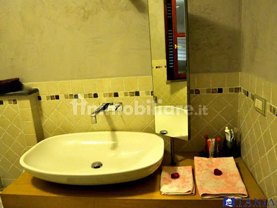 Immagine 7 di Casa semindipendente in vendita  2 a Castelnuovo Magra