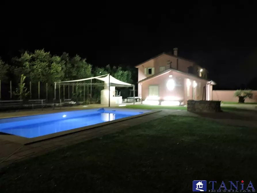 Immagine 1 di Casa semindipendente in vendita  24 a Castelnuovo Magra