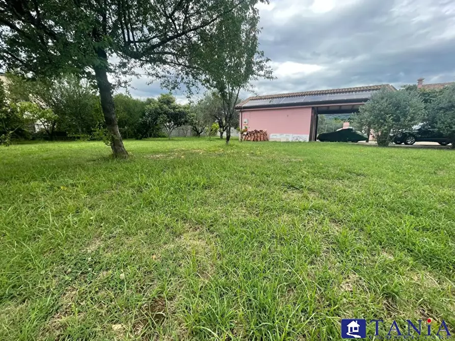 Immagine 9 di Casa semindipendente in vendita  24 a Castelnuovo Magra