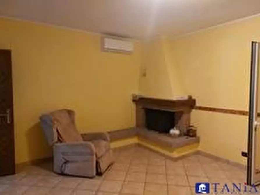 Immagine 6 di Casa semindipendente in vendita  23 a Castelnuovo Magra