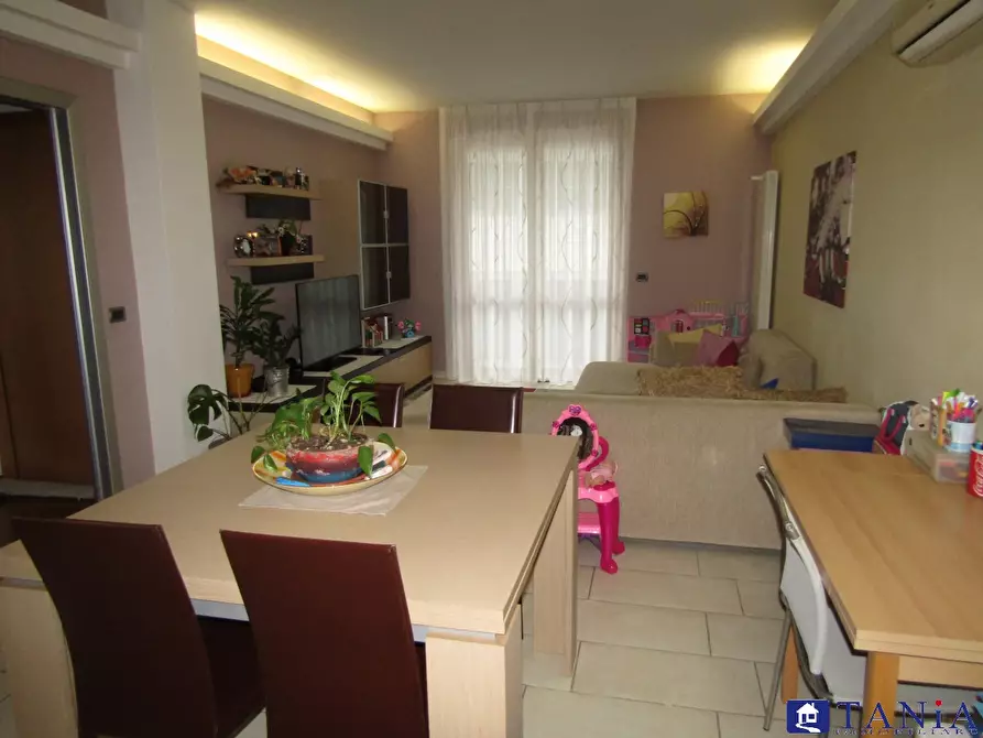 Immagine 8 di Casa semindipendente in vendita  2 a Carrara