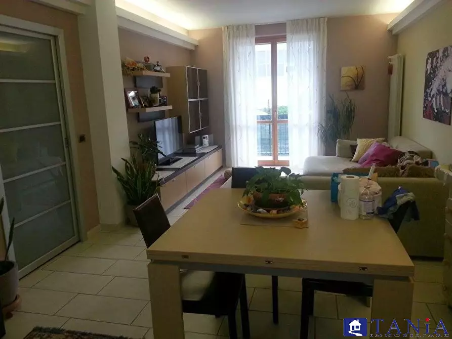 Immagine 3 di Casa semindipendente in vendita  2 a Carrara