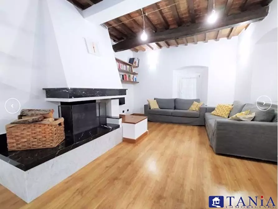 Immagine 8 di Casa semindipendente in vendita  32 a Carrara