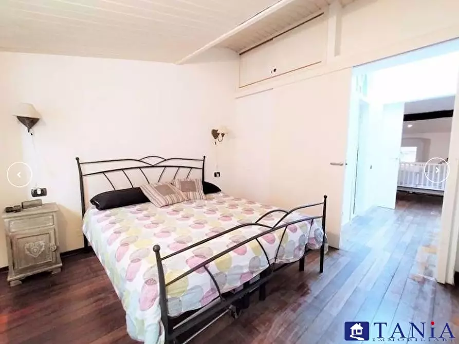 Immagine 10 di Casa semindipendente in vendita  32 a Carrara