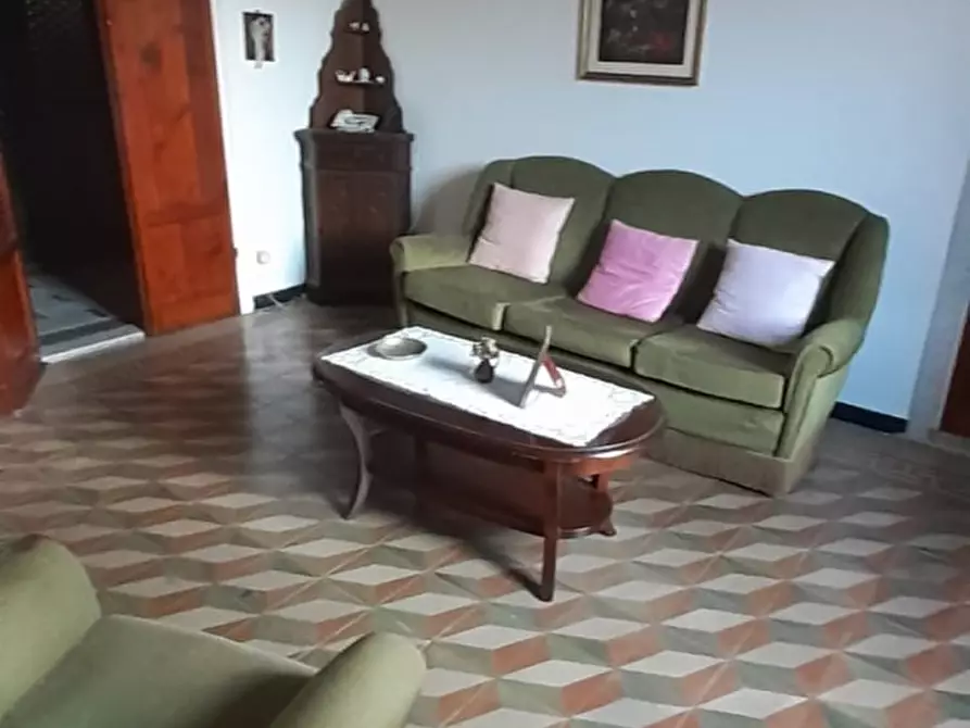 Immagine 1 di Casa semindipendente in vendita  12 a Carrara