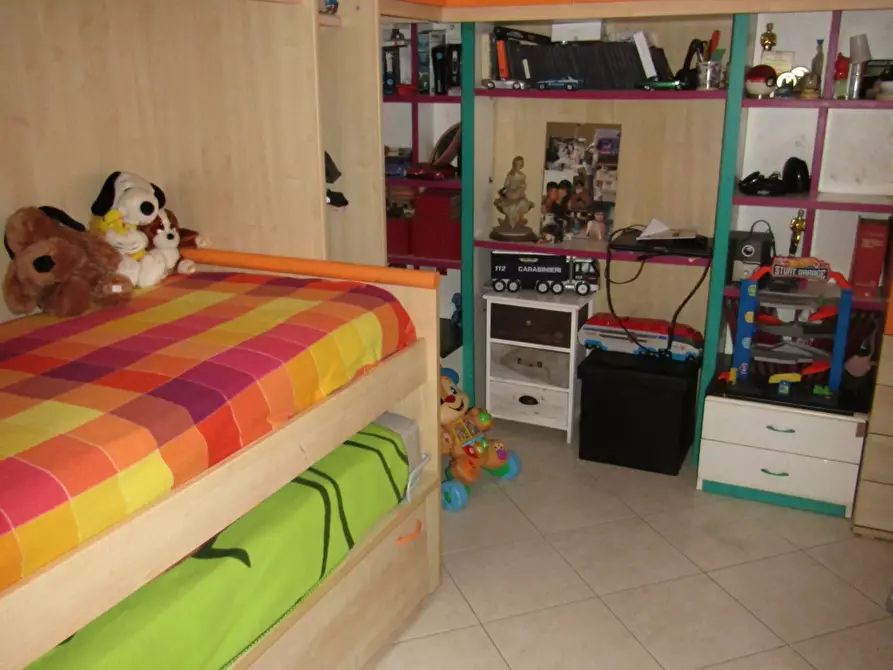 Immagine 10 di Casa semindipendente in vendita  23 a Carrara