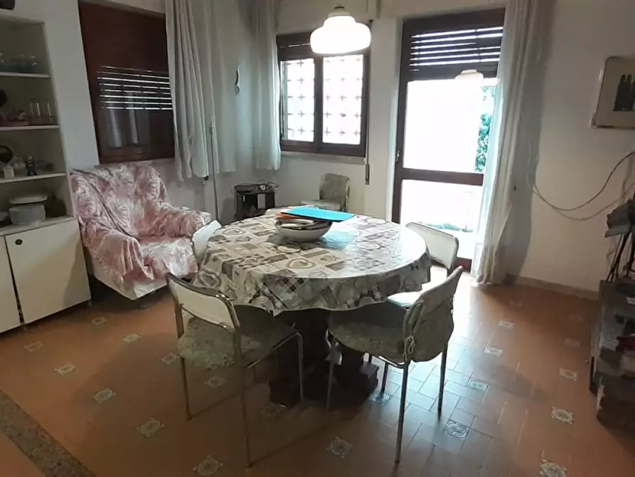 Immagine 1 di Casa semindipendente in vendita  23 a Carrara