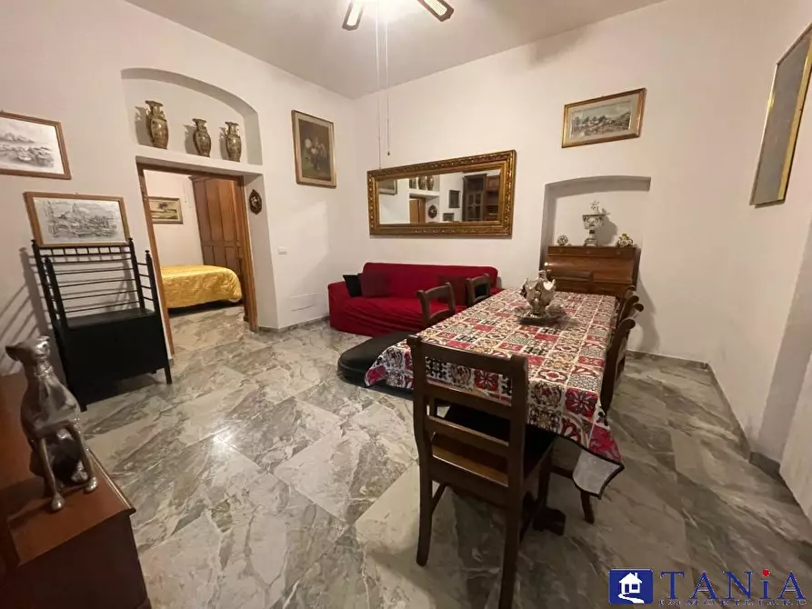 Immagine 9 di Casa semindipendente in vendita  a Carrara