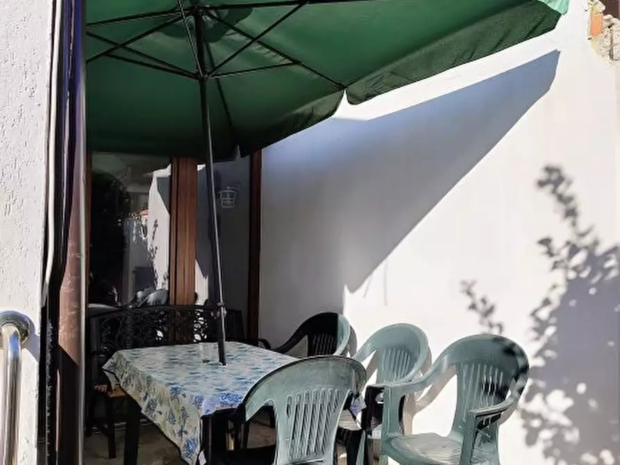 Immagine 5 di Casa semindipendente in vendita  a Carrara