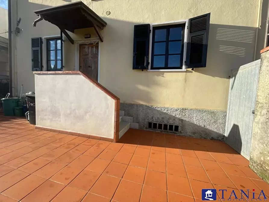 Immagine 2 di Casa semindipendente in vendita  90 a Carrara