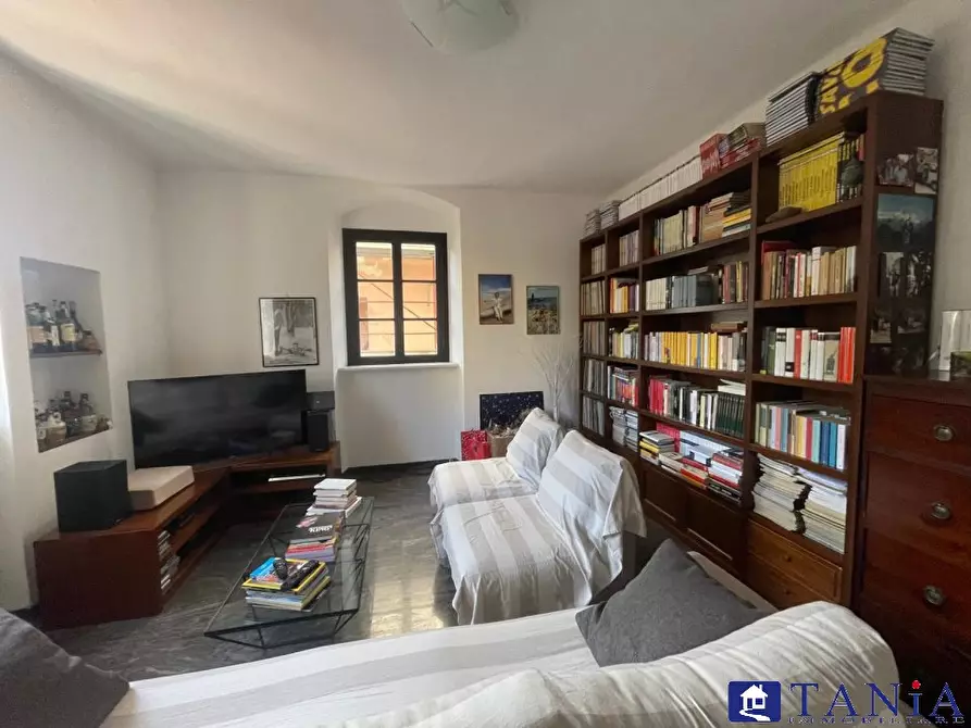 Immagine 3 di Casa semindipendente in vendita  90 a Carrara